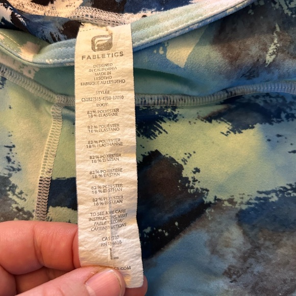 Fabletics 2 Piece Set Womens Size Large - Picture 2 of 3